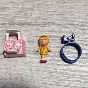 1989 COMPLETE Dressing Up Time Polly Ring Bluebird Polly Pocket